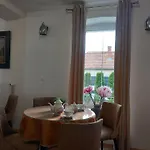 Rosa 3*